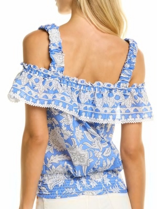 Jennifer & Grace Tops - Jennifer & Grace Anthropologie Blue
White Floral off shoulder ruffle top Size L